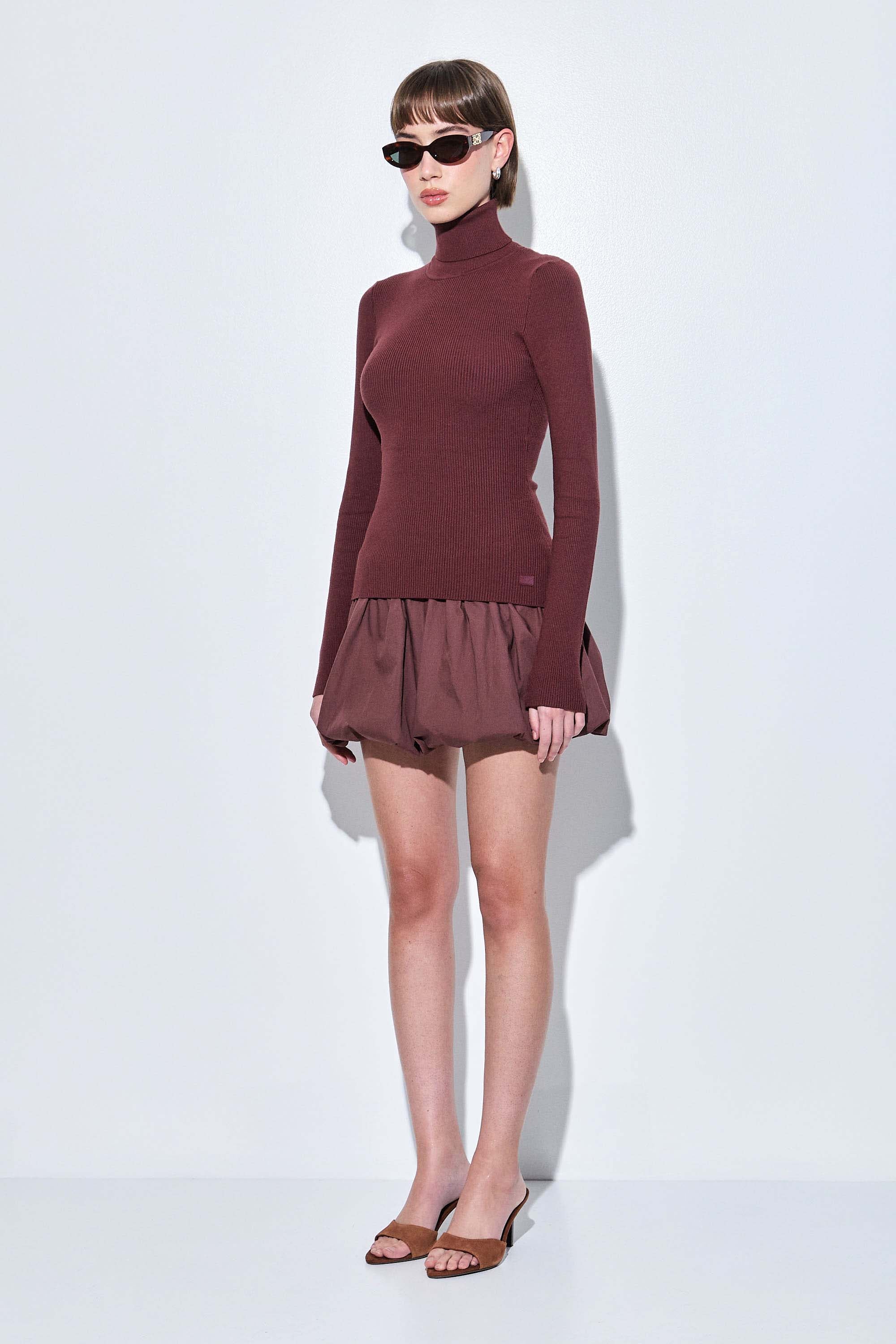 Ribbed Turtleneck Top - Image 4