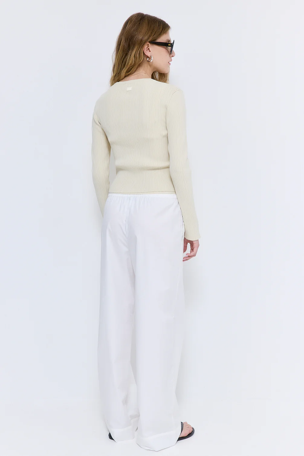 Ribbed V Neck Cardigan - Image 5