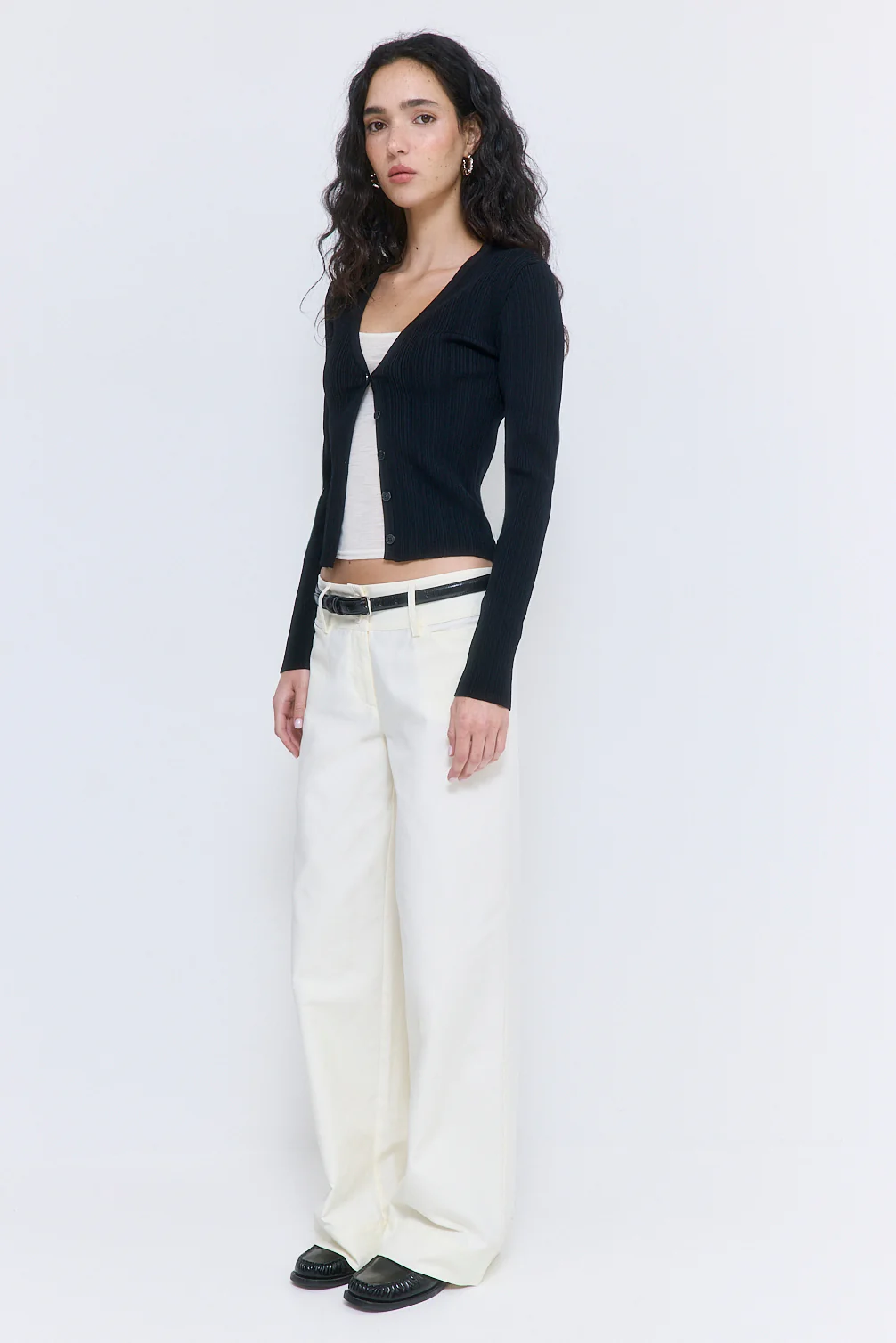 Ribbed V Neck Cardigan - Image 3