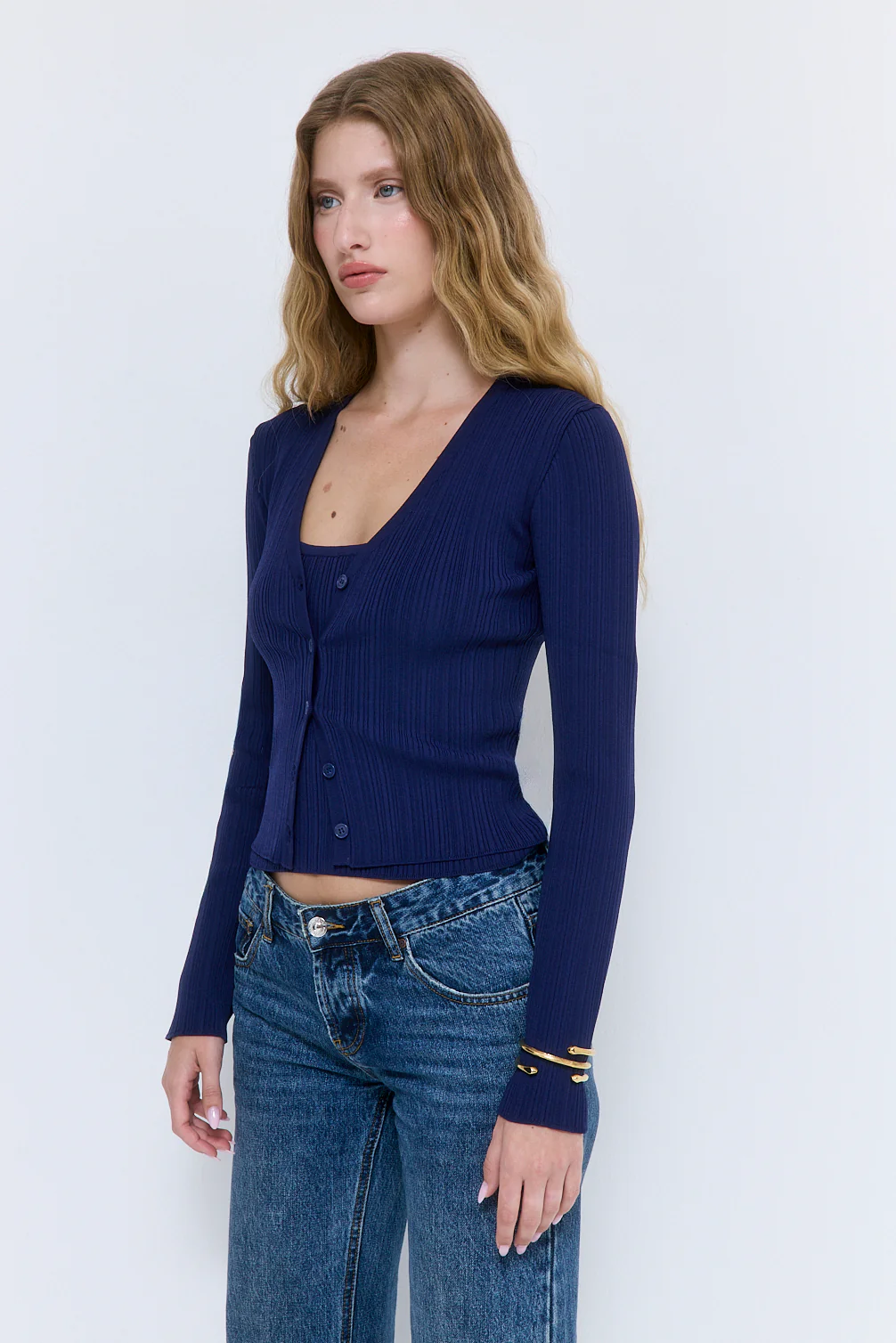 Ribbed V Neck Cardigan - Image 4
