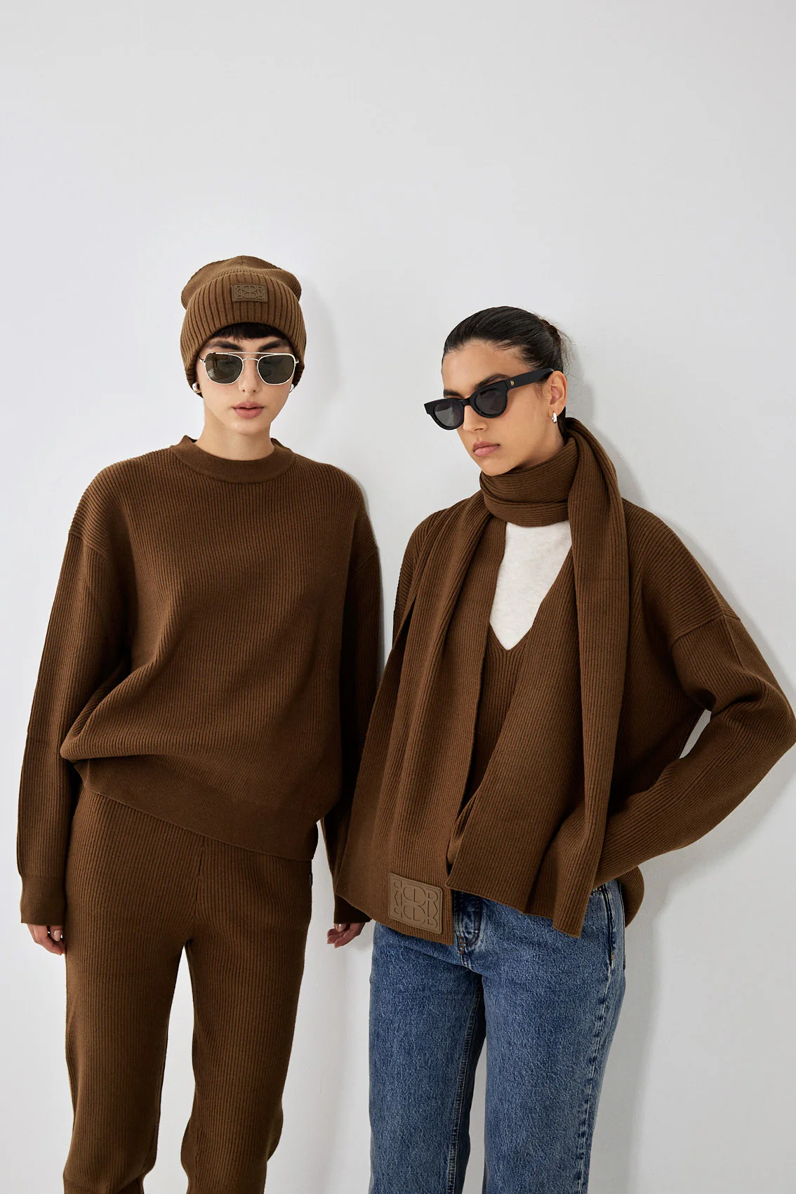 Ribbed V Neck Sweater - Image 7