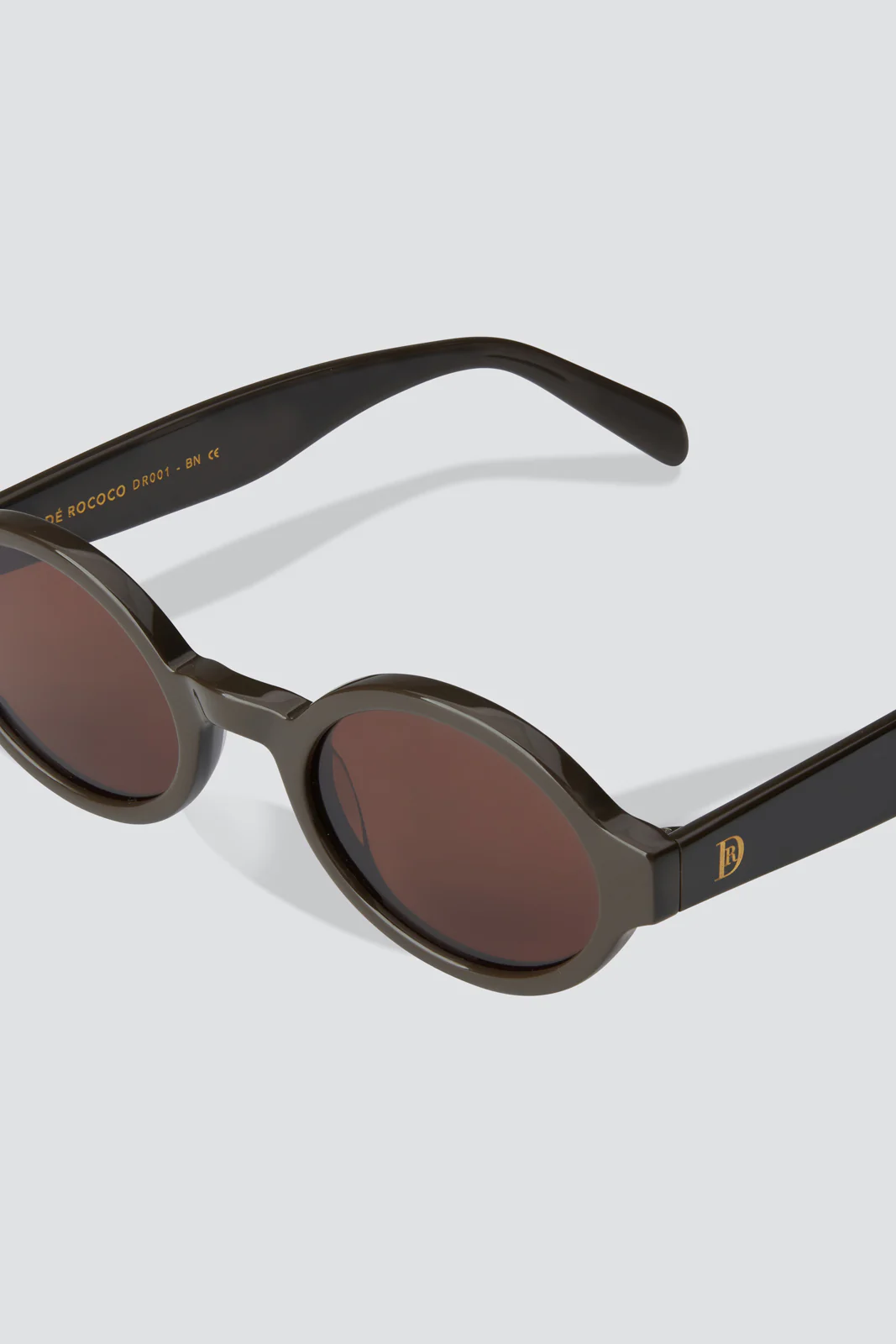 Round Sunglasses - Image 4