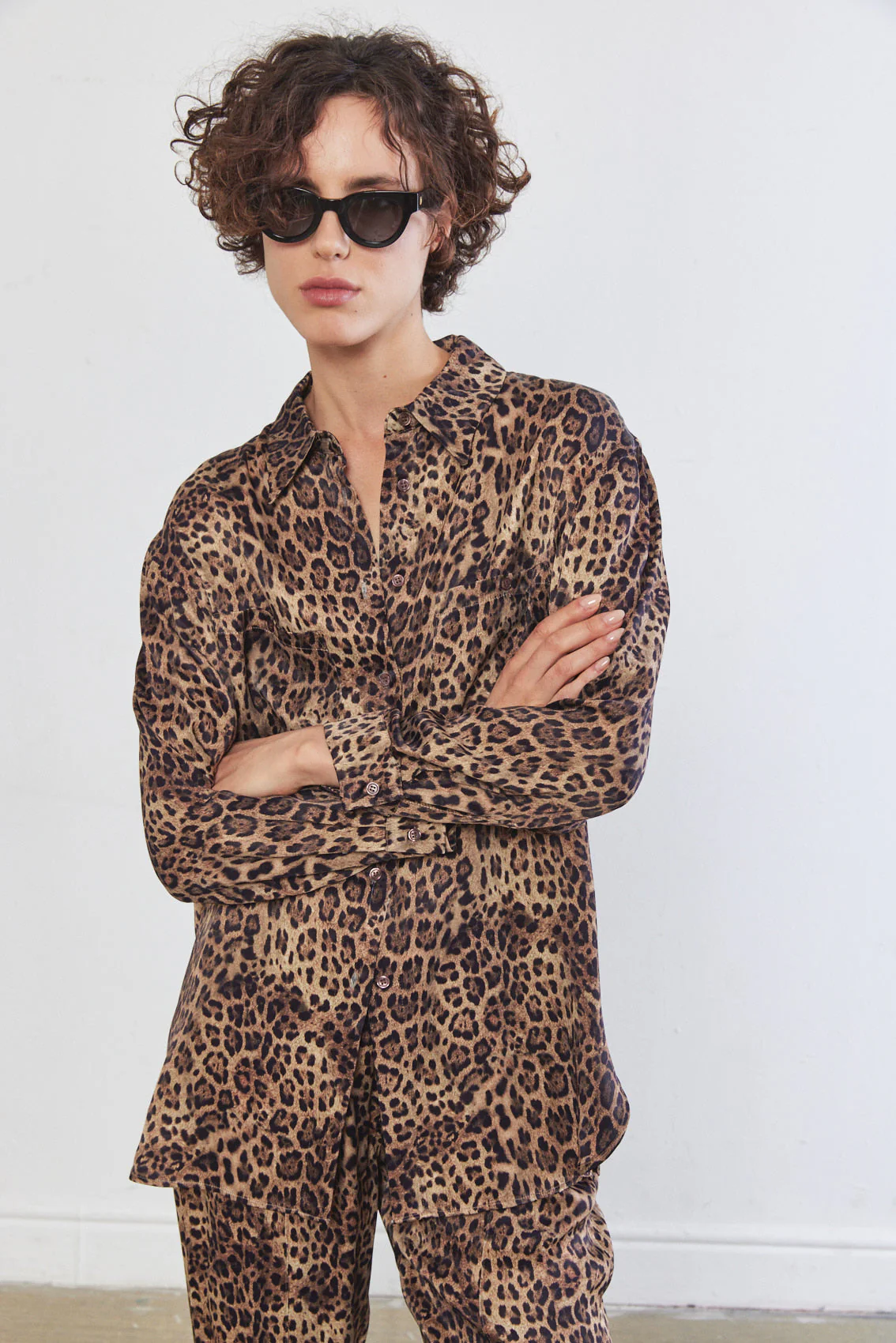 Satin Buttoned Blouse - Image 3