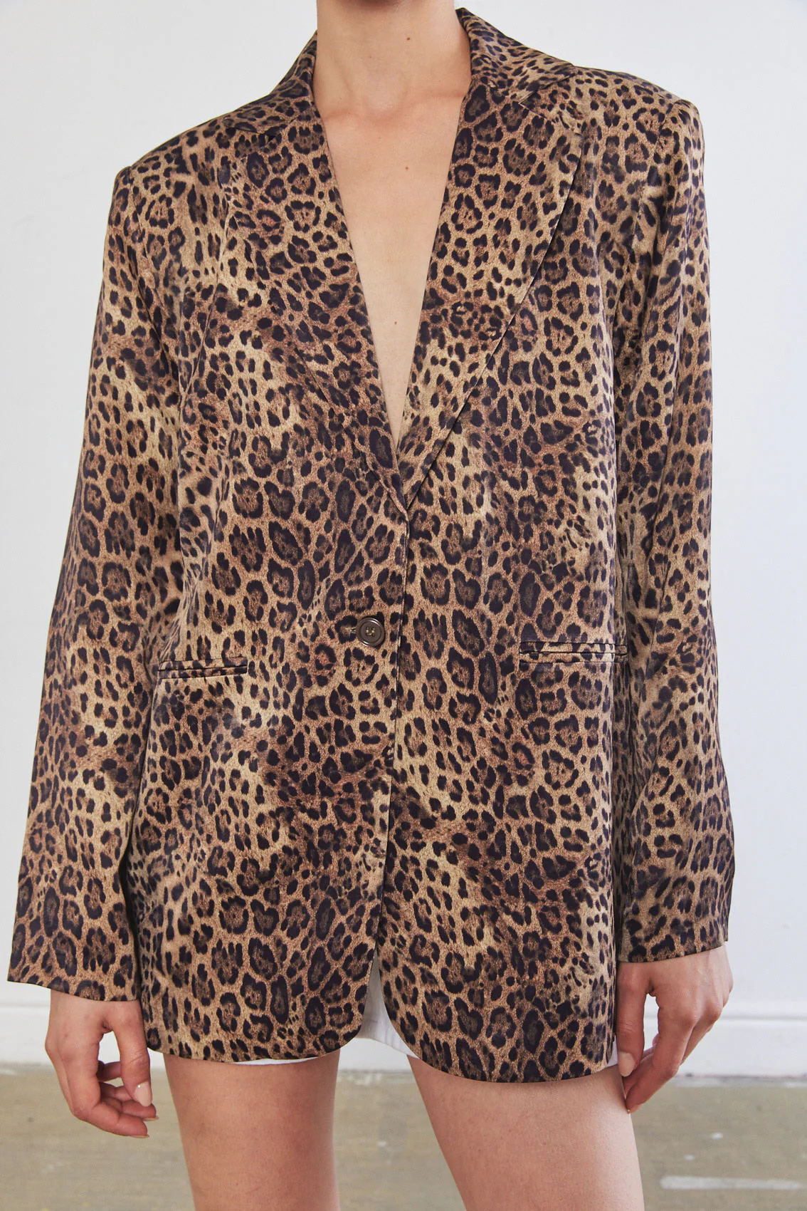 Satin Tailored Blazer - Image 4