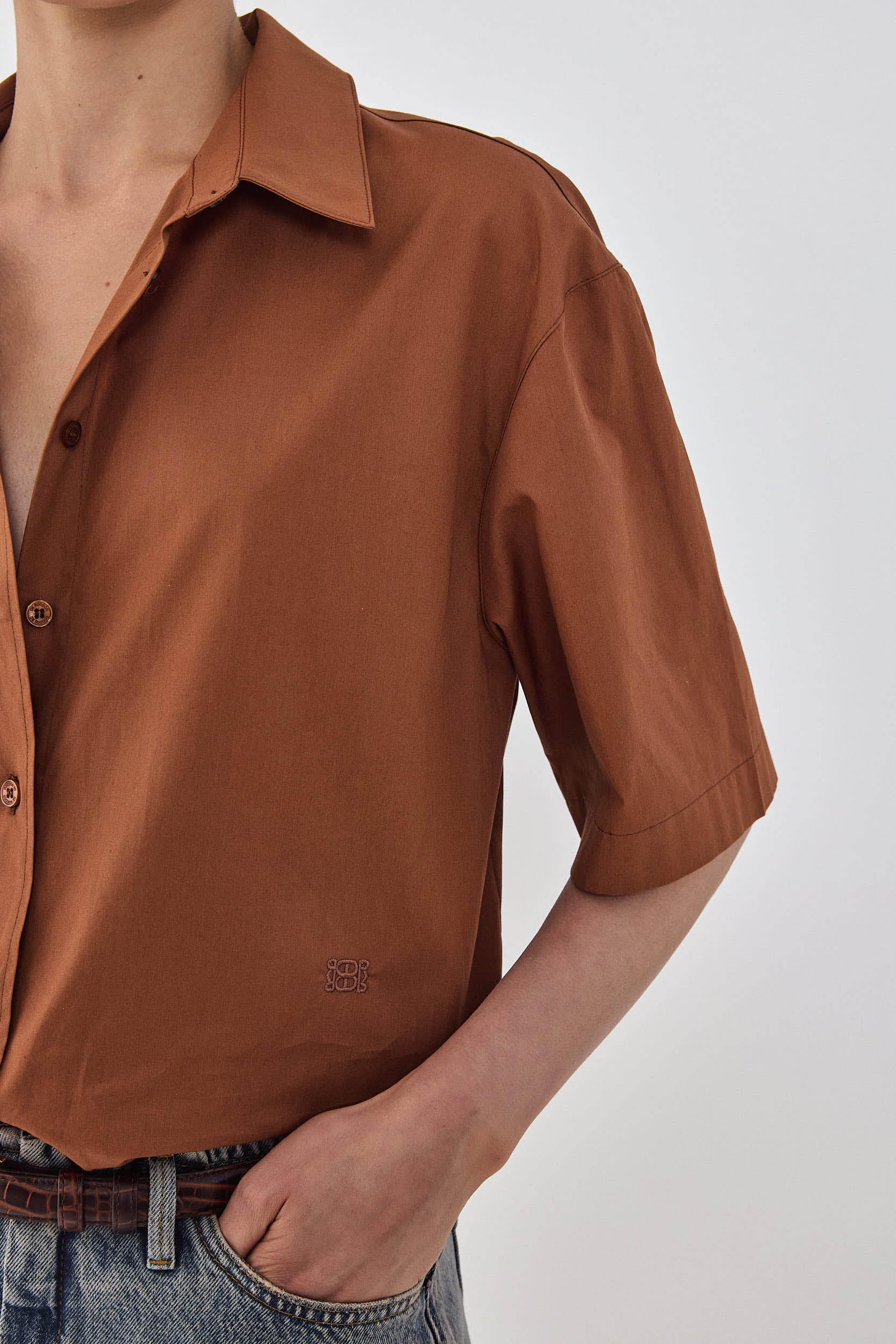 Short Sleeved Poplin Button Down Shirt - Image 7