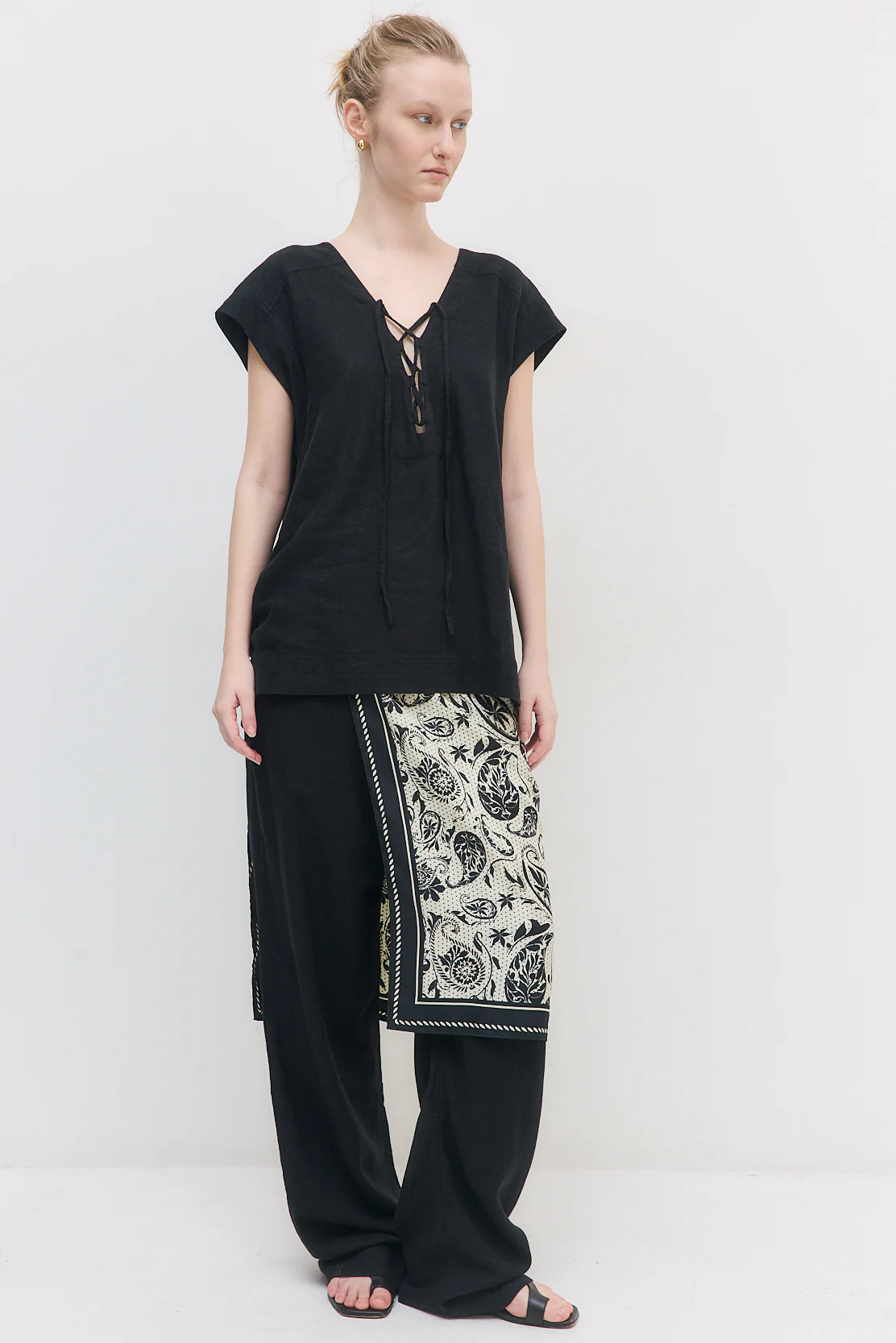 Signature Paisley Scarf - Image 6