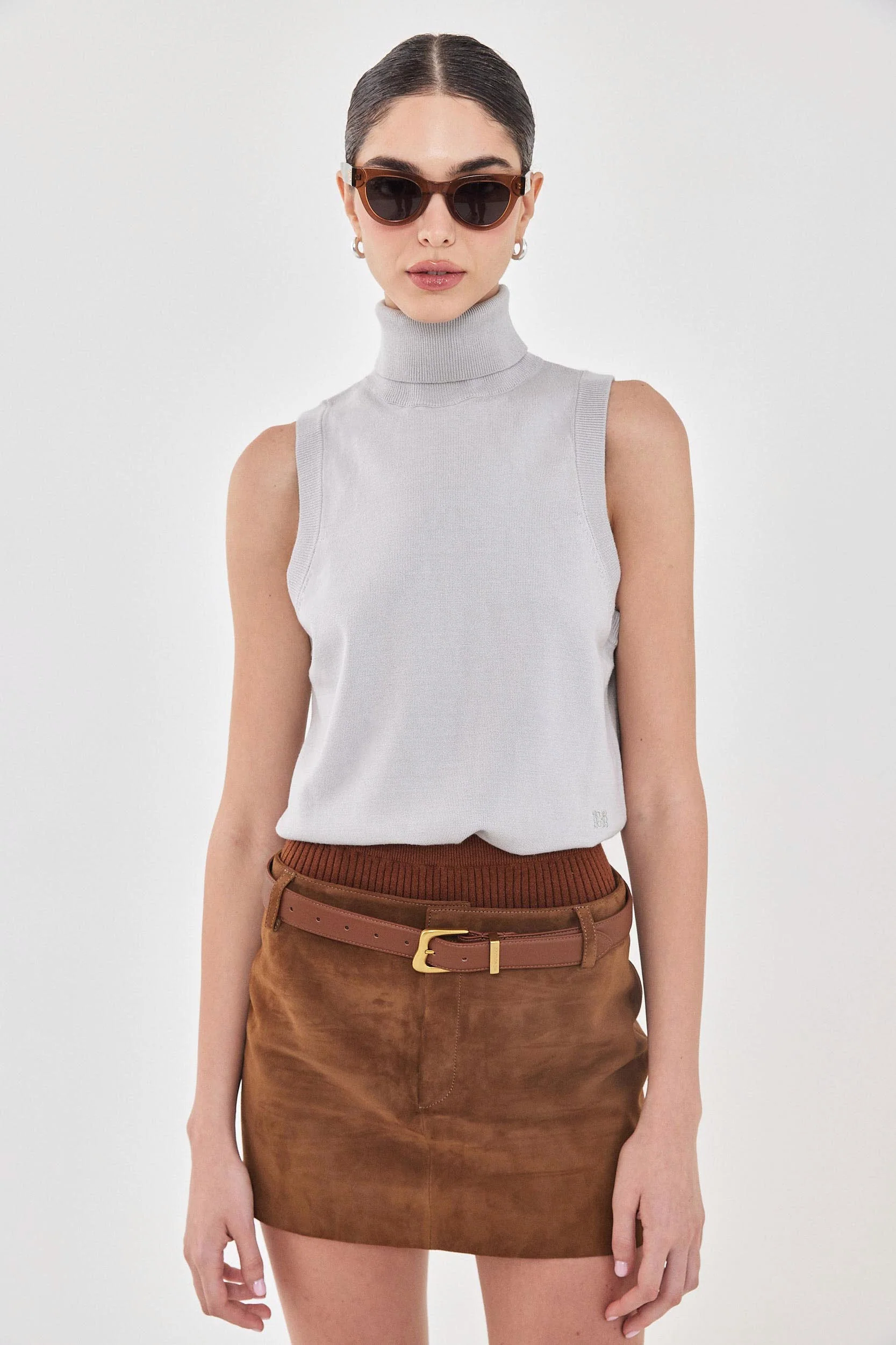 Sleeveless Knit Turtleneck Top