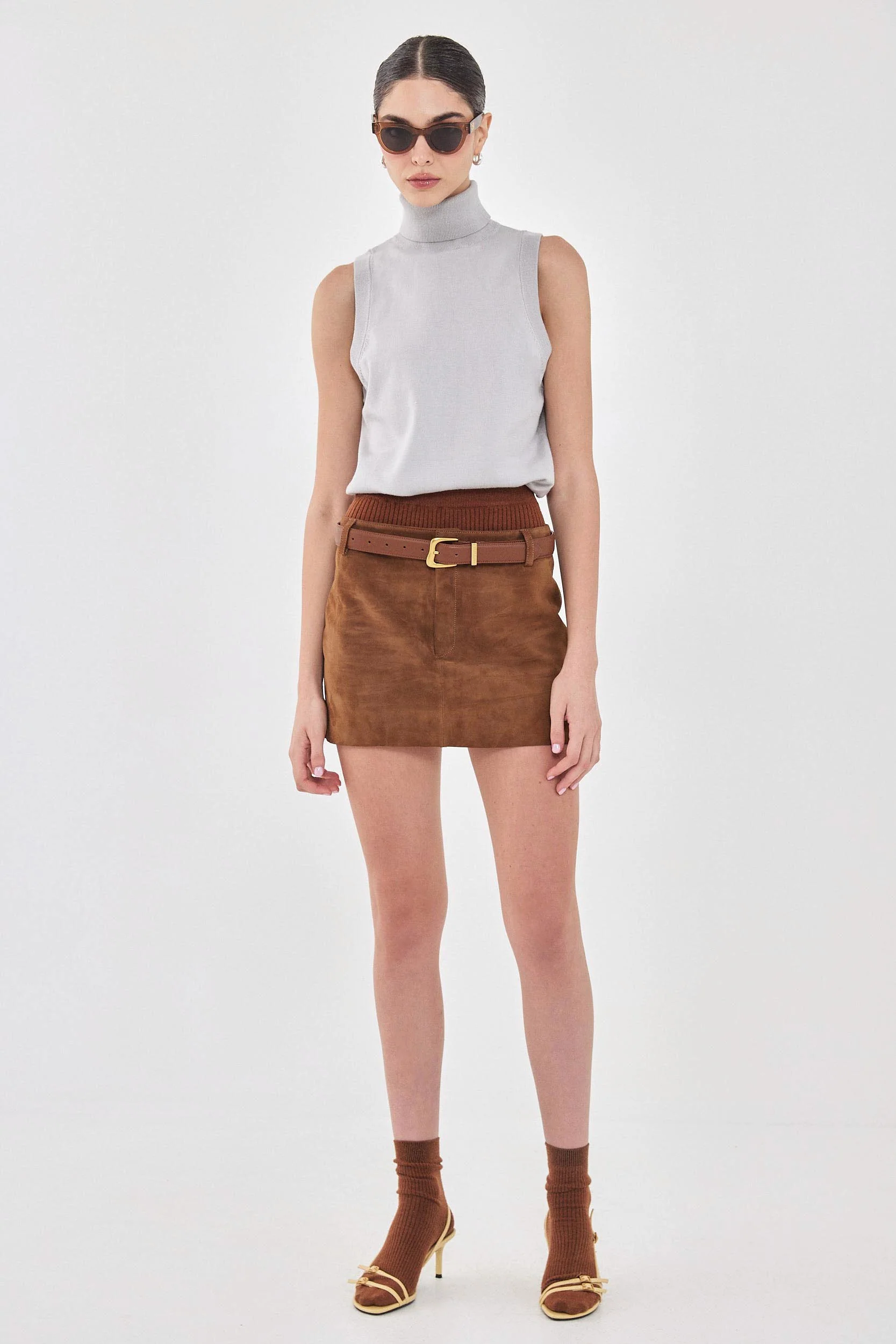 Sleeveless Knit Turtleneck Top - Image 2