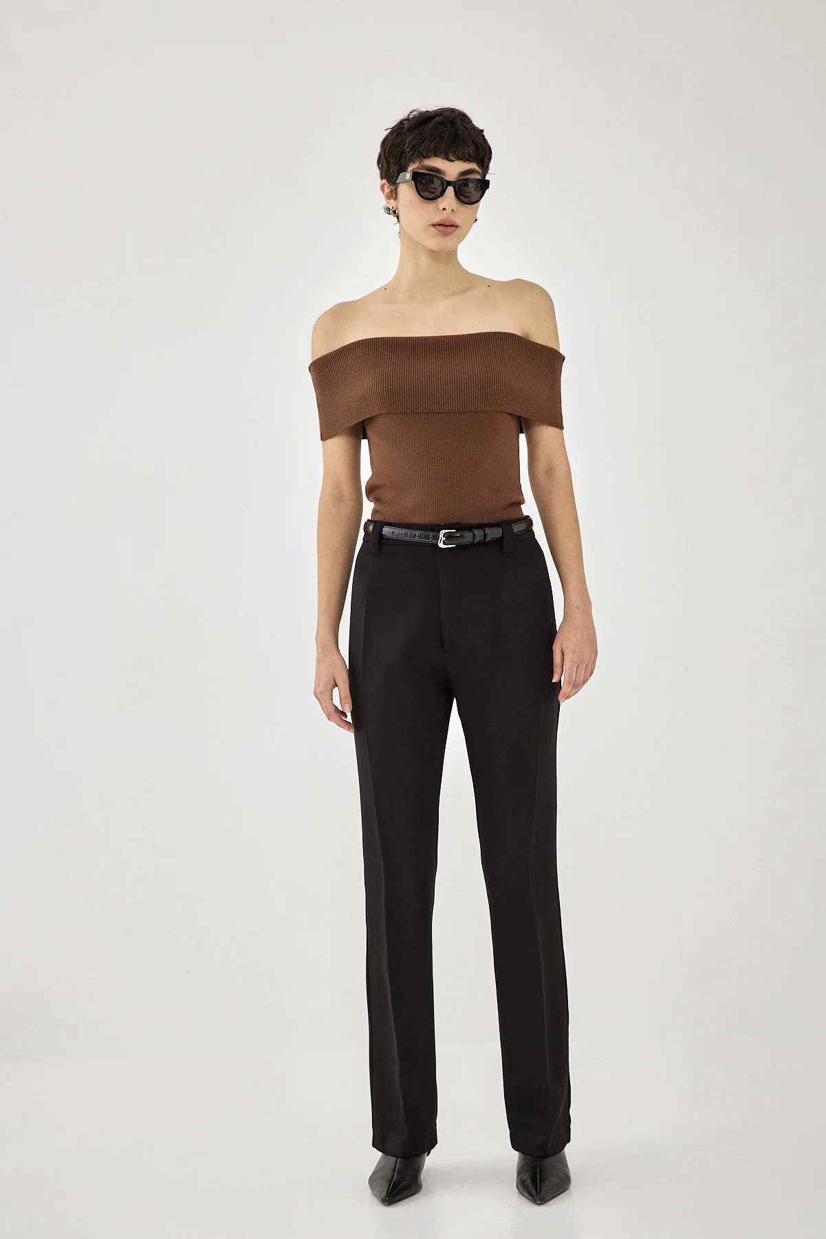 Sleeveless Tight Ribbed Folded Top - Image 2