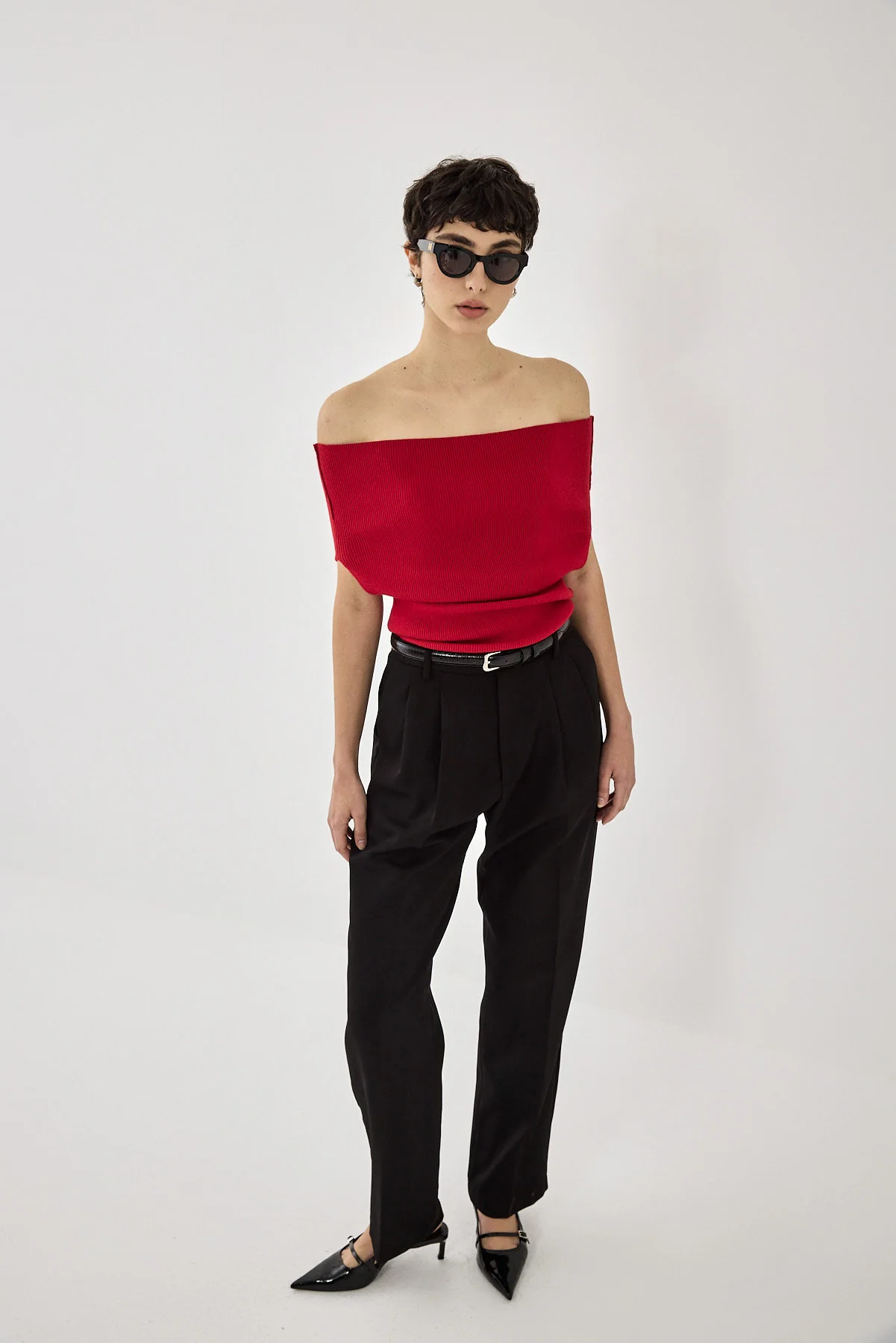 Sleeveless Tight Ribbed Folded Top - Image 3