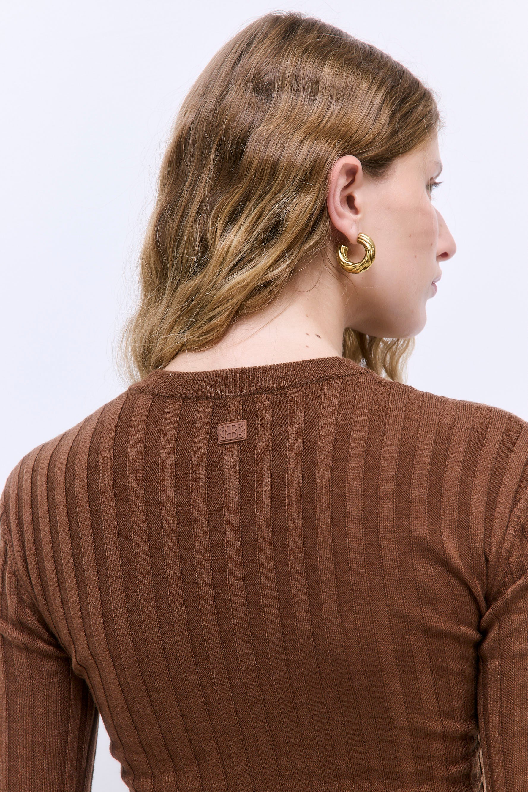 Soft Ribbed V Neck - Image 6