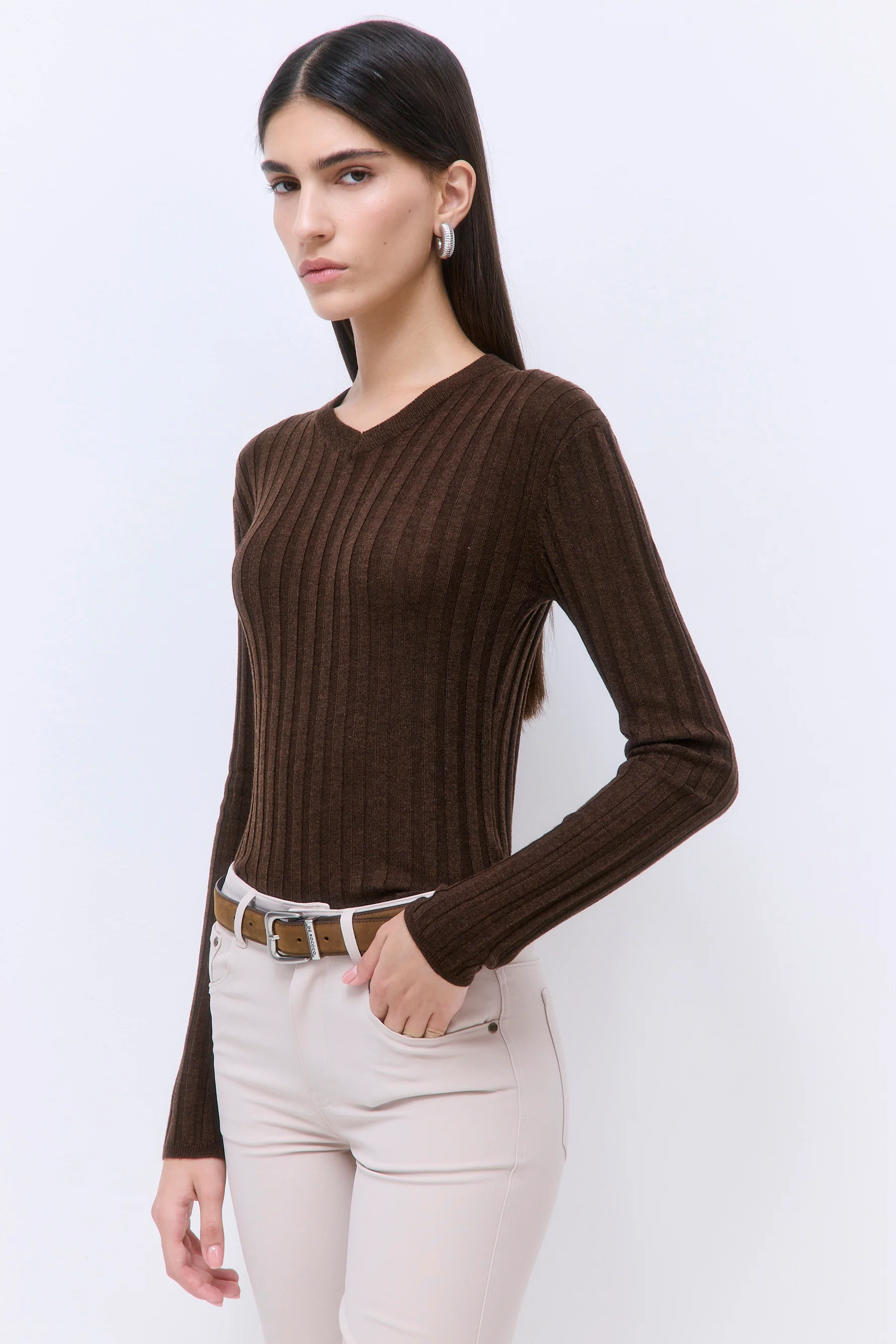 Soft Ribbed V Neck - Image 4
