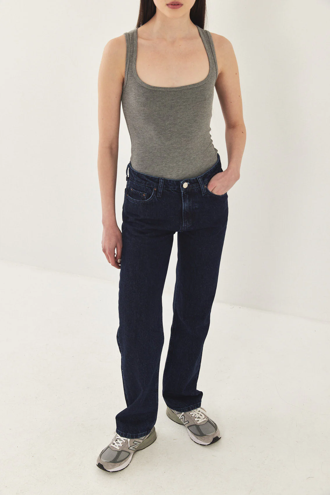 Square Neck Ribbed Tank Top - Image 3