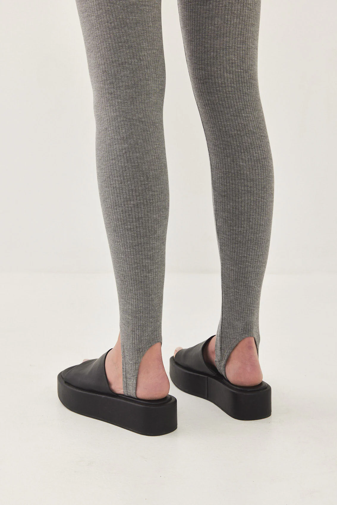Stirrup Ribbed Leggings - Image 7