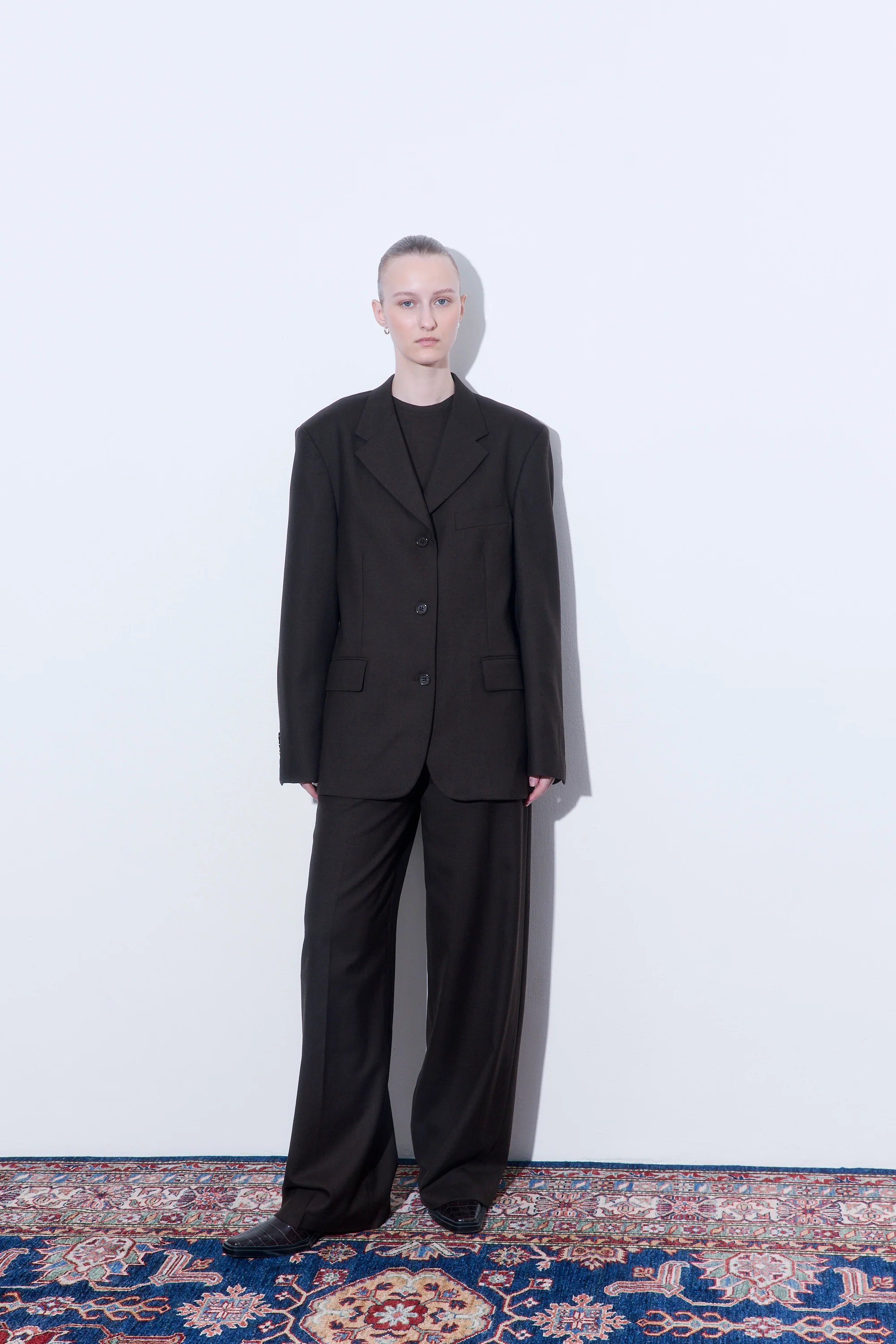 Tailored Oversized Wool Blazer - Image 3