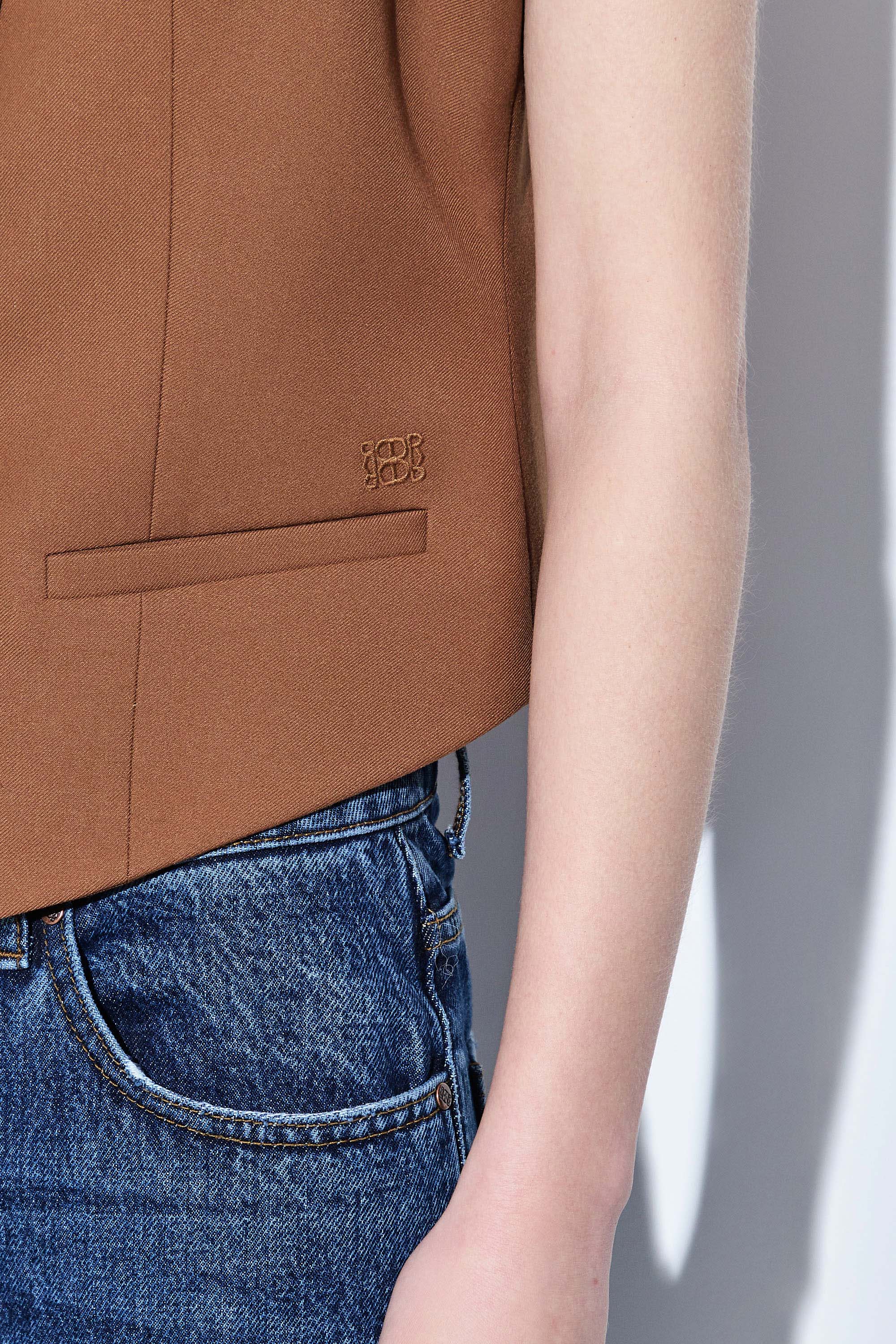 Tailored Classic Daddy Vest - Image 8