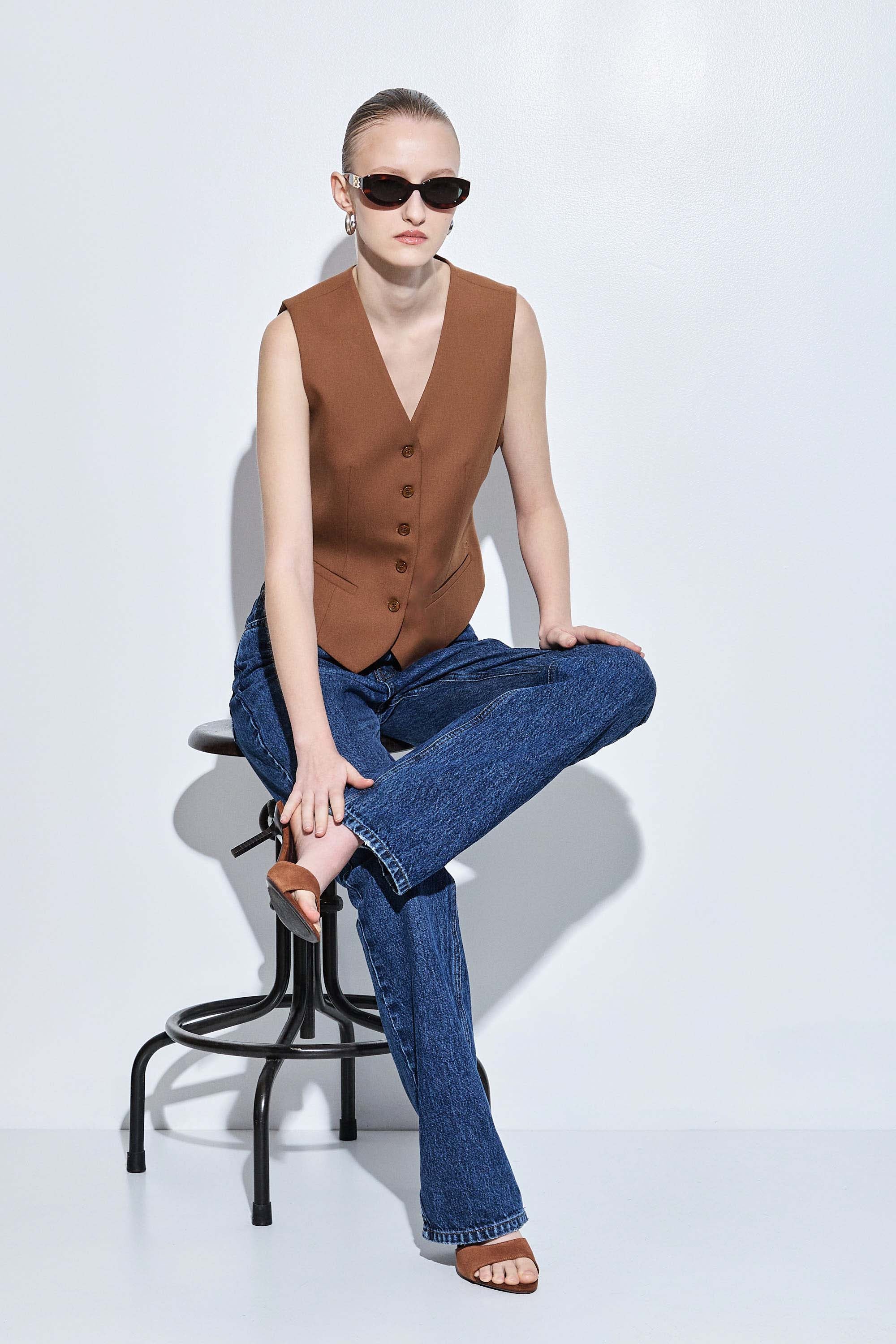 Tailored Classic Daddy Vest - Image 9