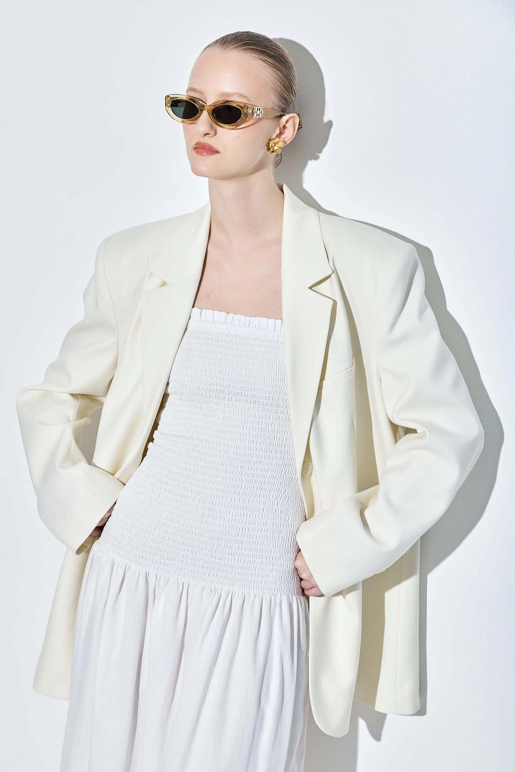 Tailored Oversized Daddy Blazer - Image 3