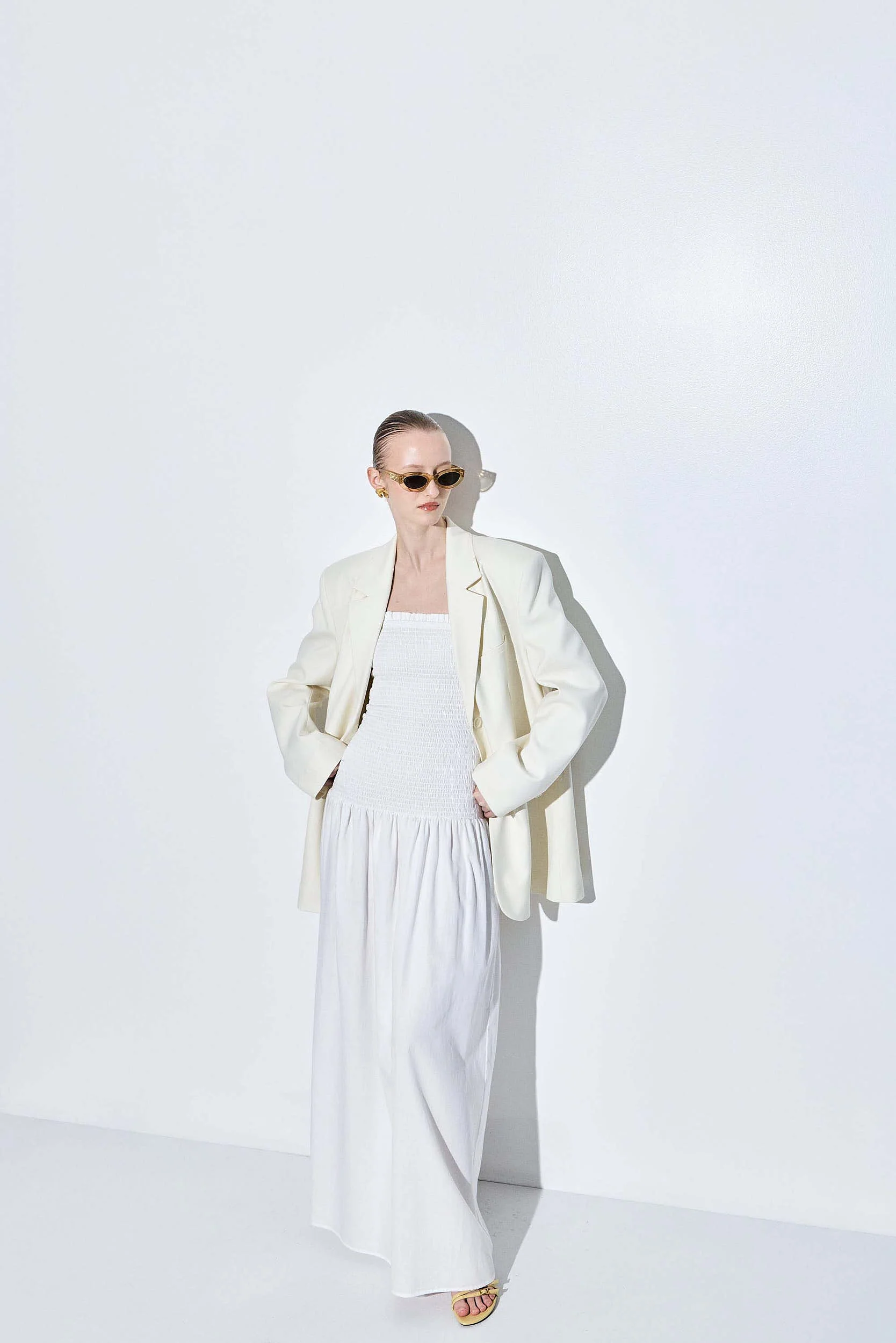 Tailored Oversized Daddy Blazer - Image 9