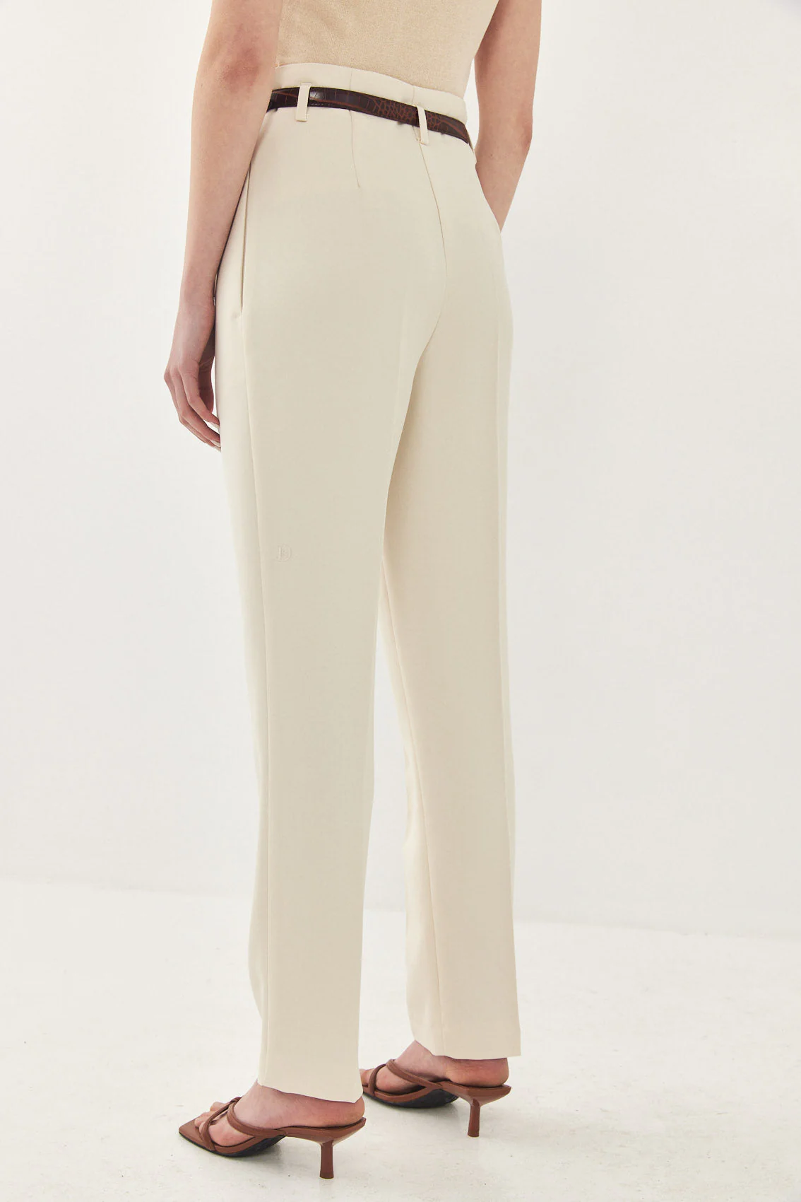 Tapered Pleat Daddy Pants - Image 6