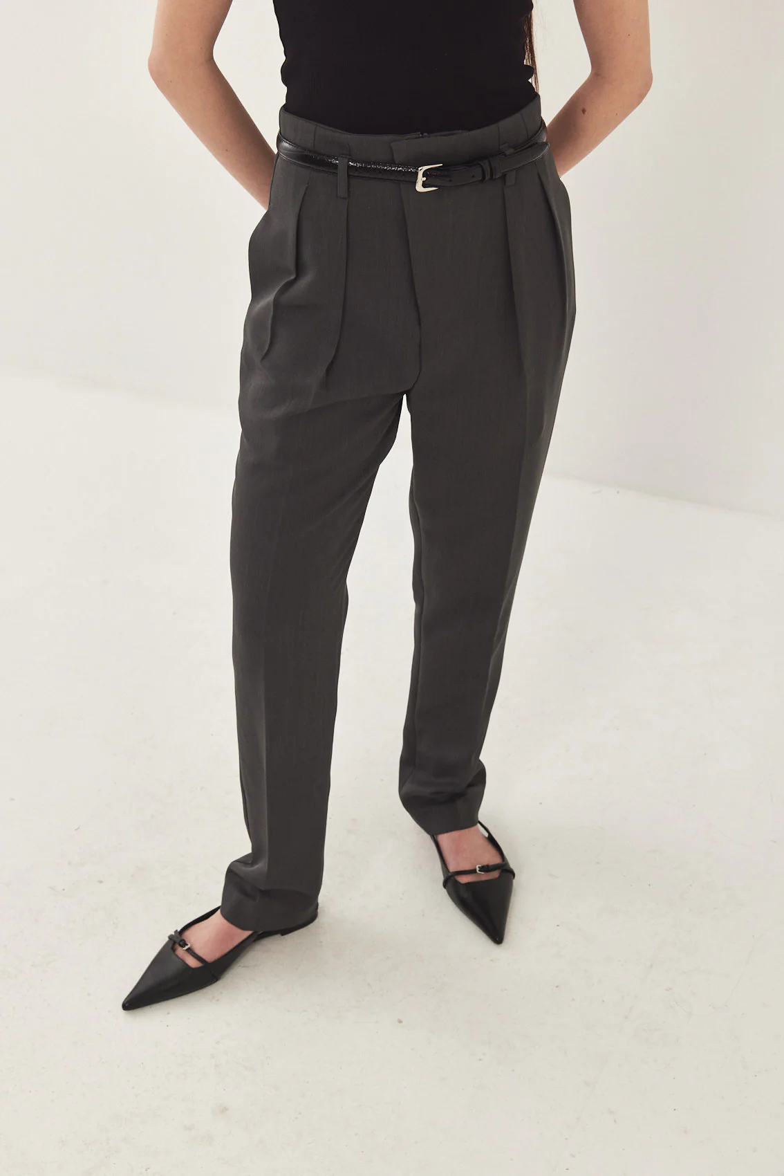 Tapered Pleat Daddy Pants - Image 3