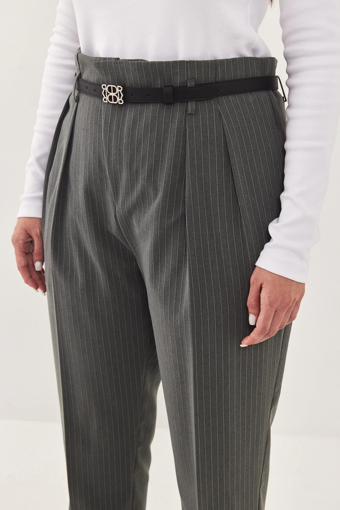Tapered Pleat Daddy Pants - Image 13