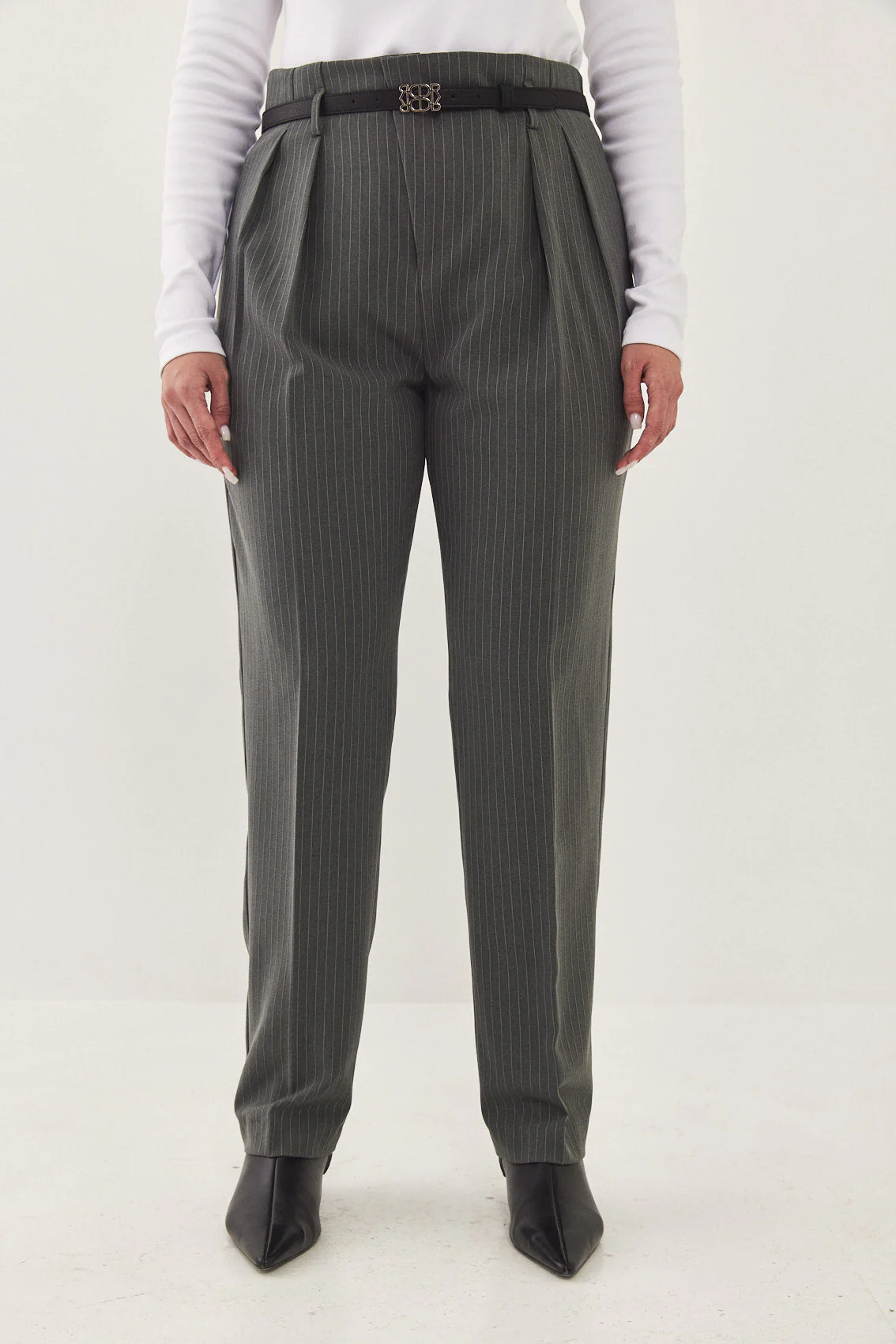 Tapered Pleat Daddy Pants - Image 8