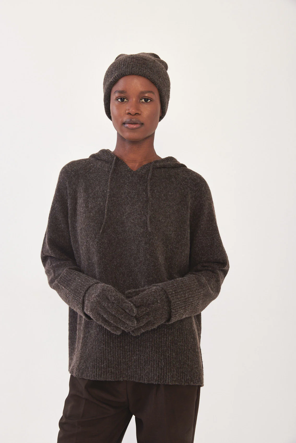 Thick Knitted Gloves - Image 3
