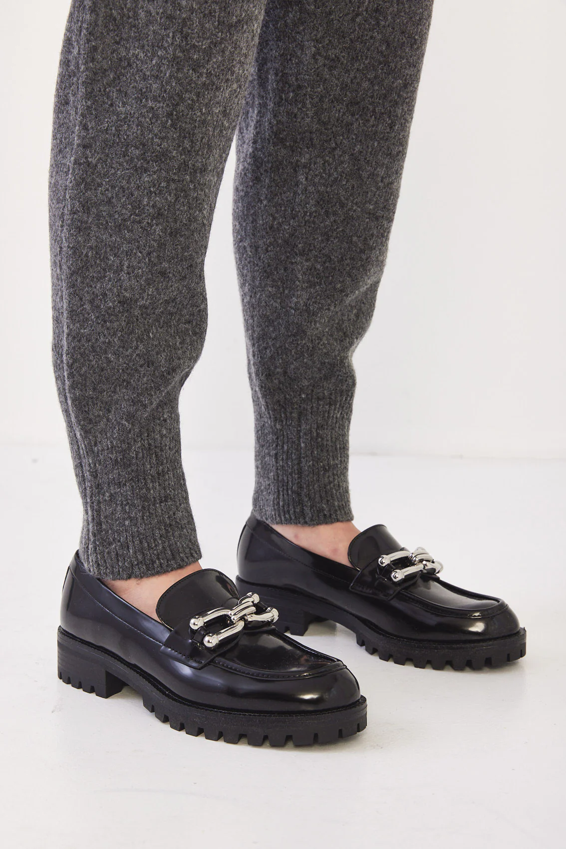 Thick Knitted Jogger - Image 5