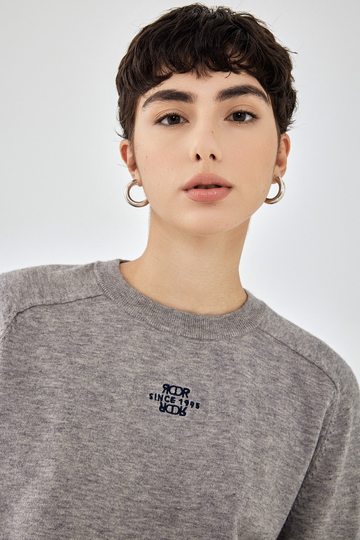 Thin Knitted Crewneck Top - Image 7
