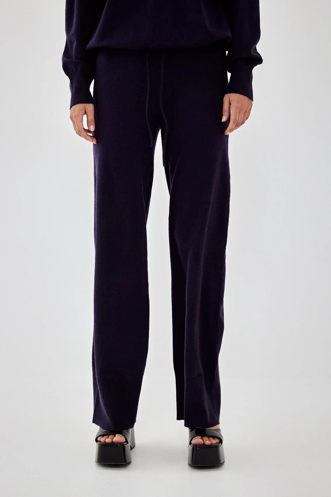 Thin Knitted Pants - Image 2