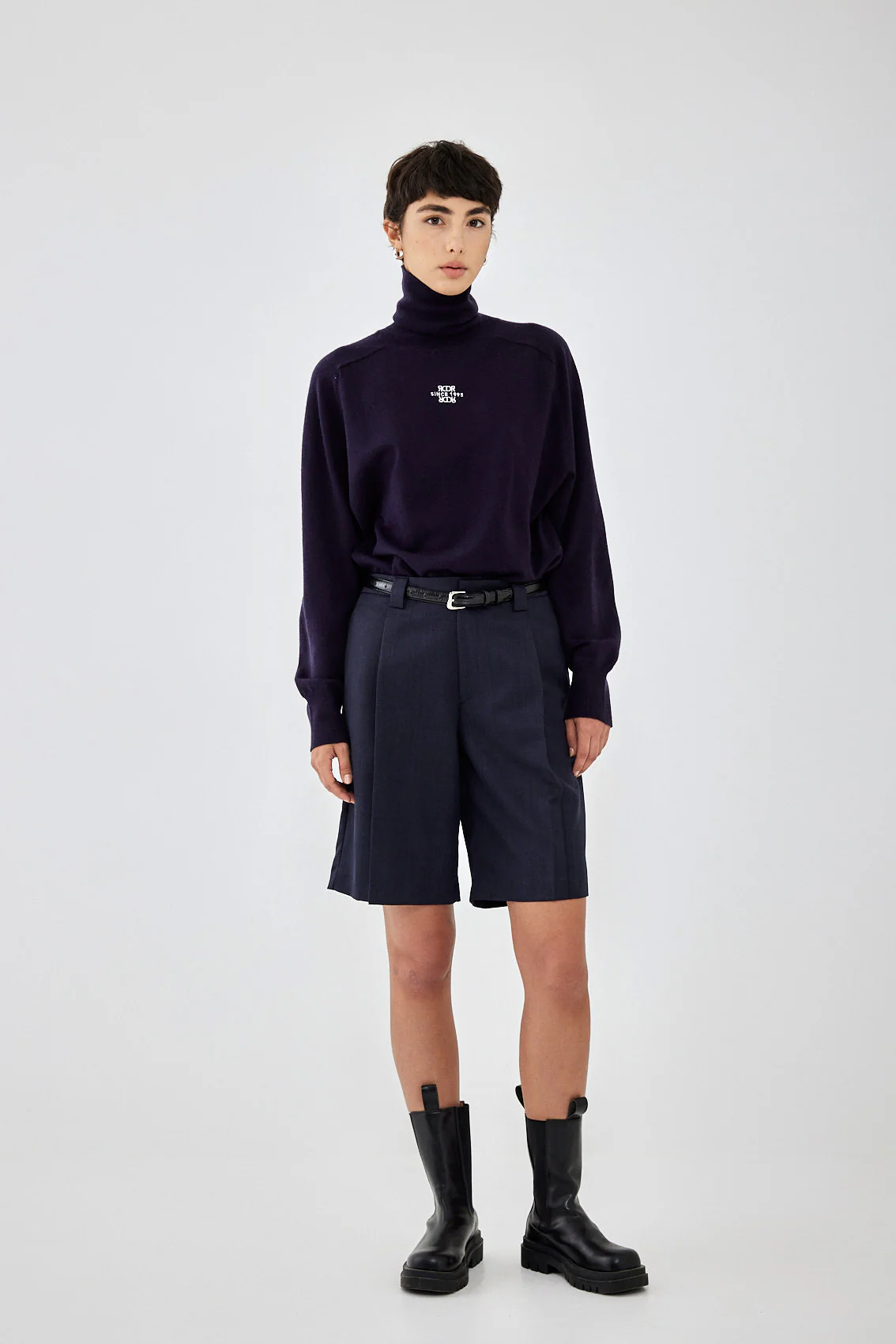 Thin Knitted Turtleneck Top - Image 2