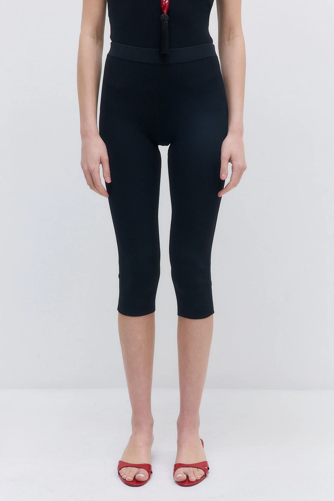 Tight Ribbed Capri Leggings - Image 2