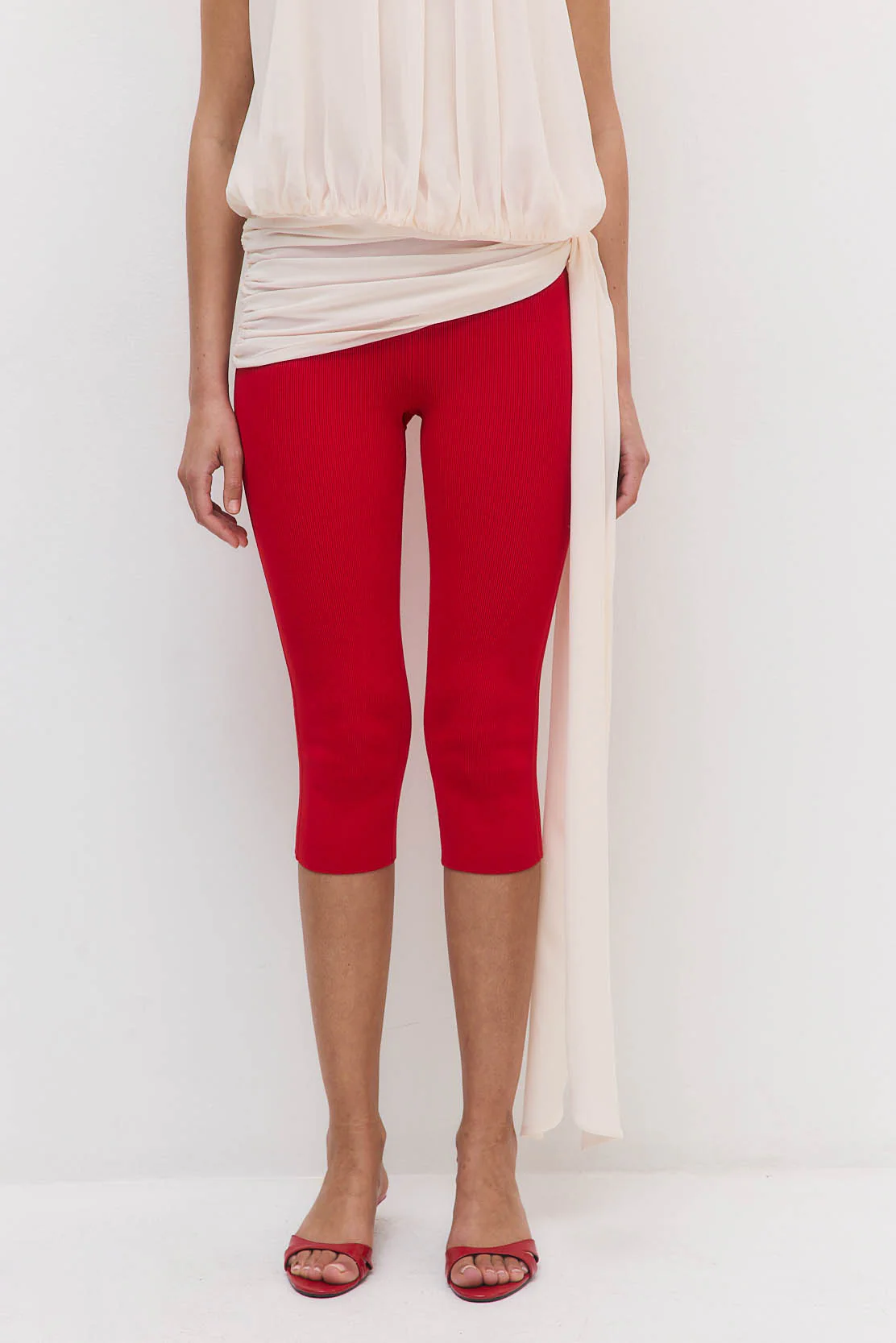 Tight Ribbed Capri Leggings - Image 2