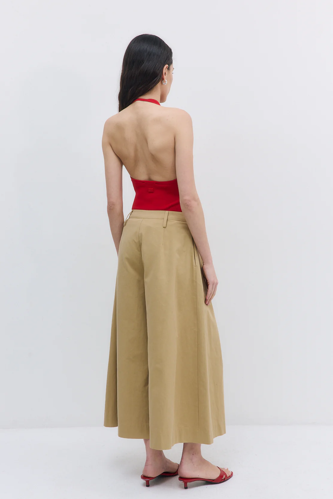 Tight Ribbed Halter Neck - Image 5