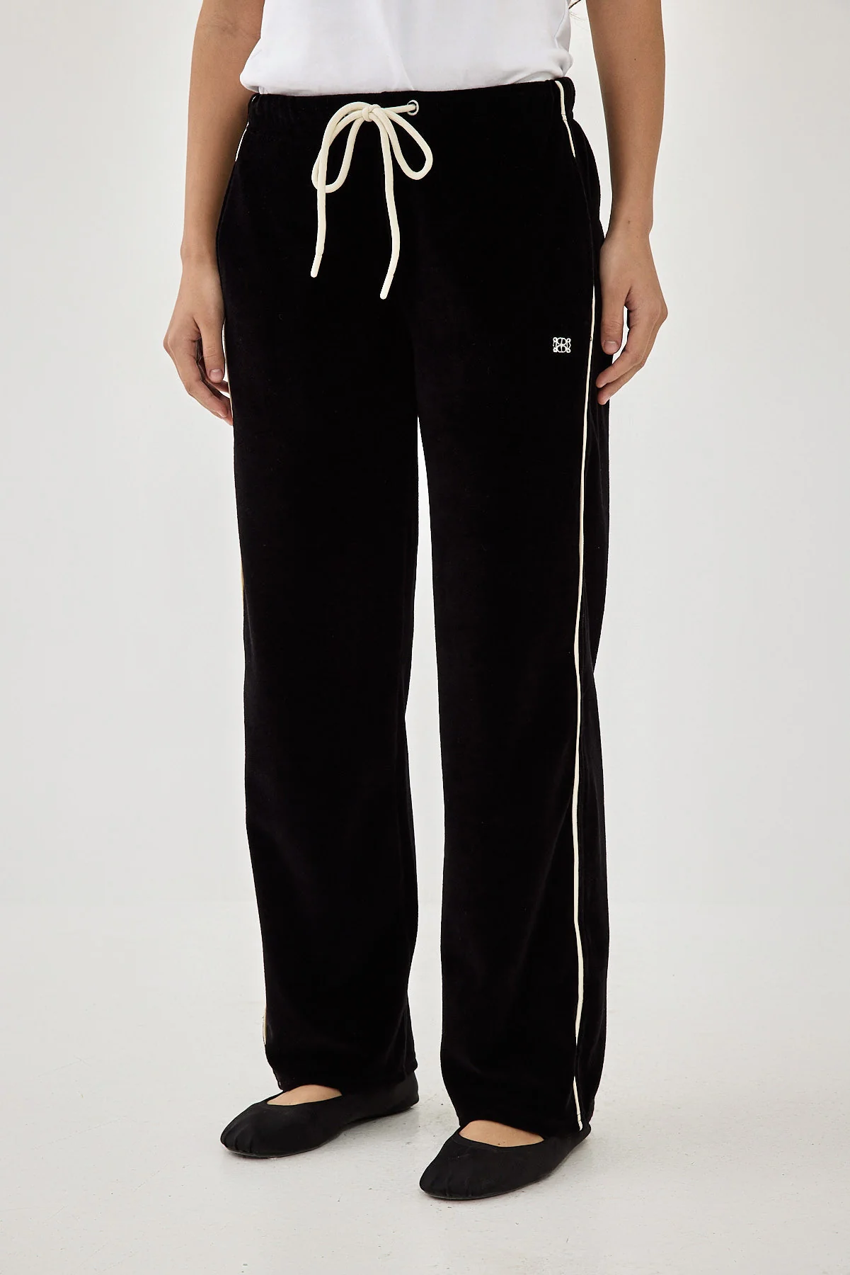 Velvet Jogger - Image 4