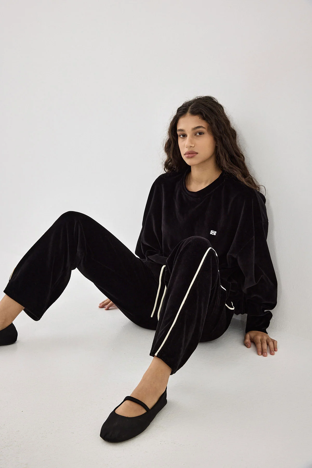 Velvet Jogger - Image 9