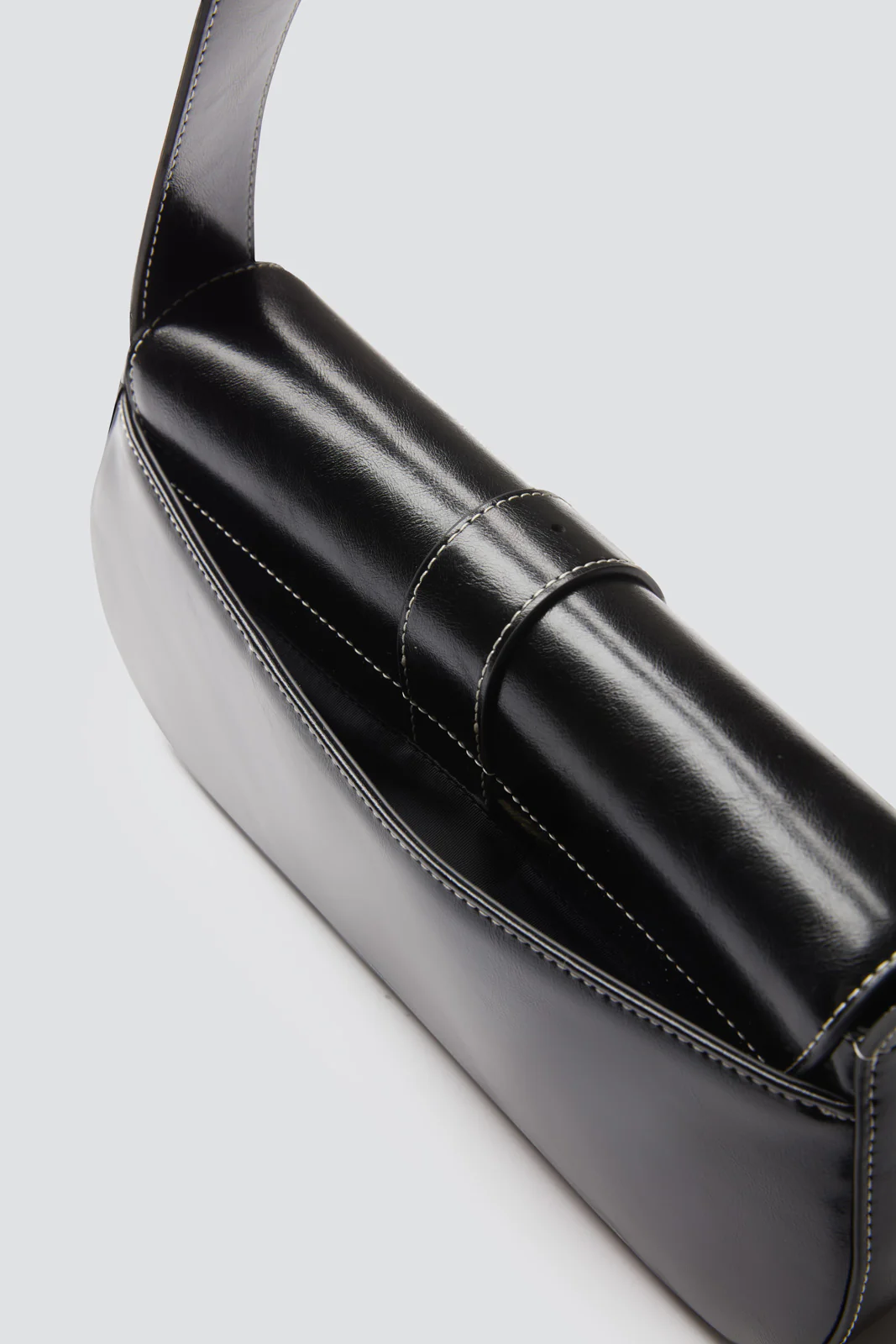 Yvon Shoulder Bag - Image 6