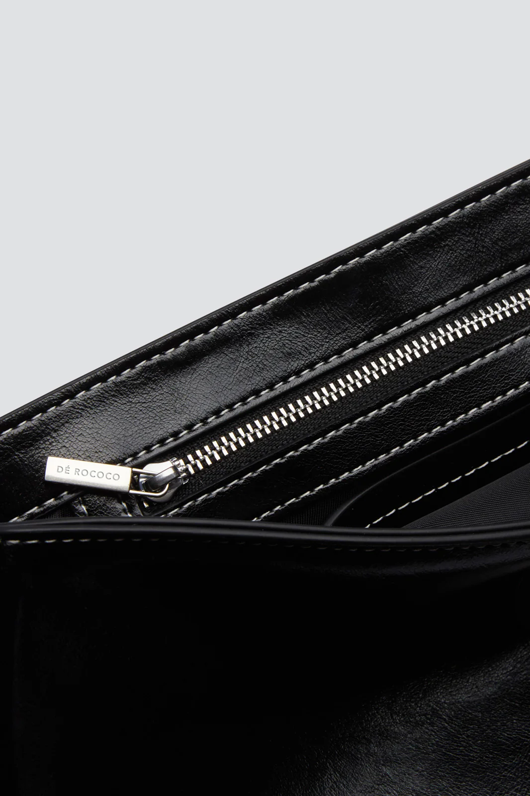Yvon Shoulder Bag - Image 7